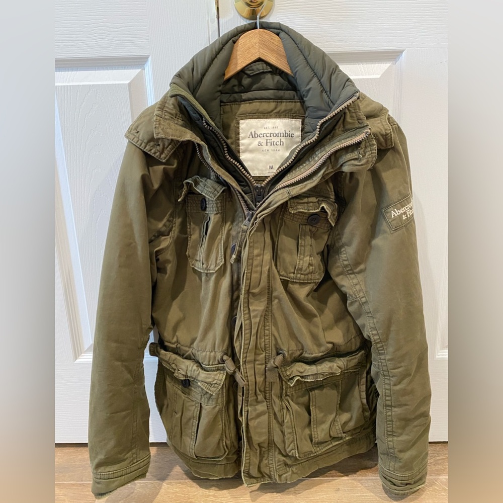 Mens Abercrombie & Fitch medium green coat w/ dual zipper, hood & 4 pockets